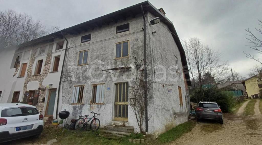 casa indipendente in vendita a Schio