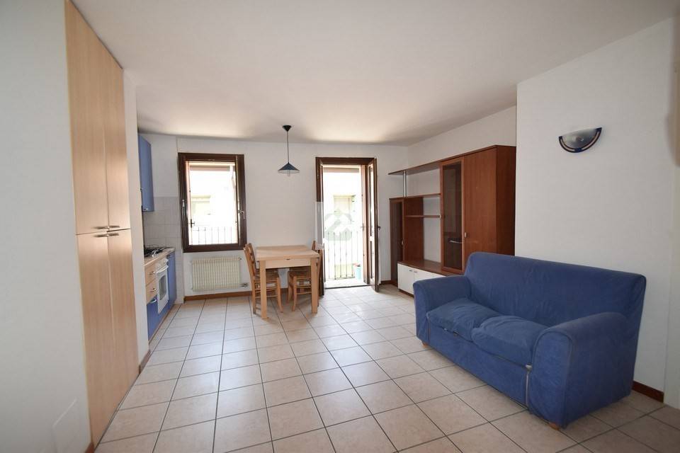 appartamento in vendita a Schio in zona Monte Magrè