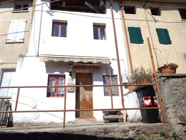 casa indipendente in vendita a Schio in zona Tretto