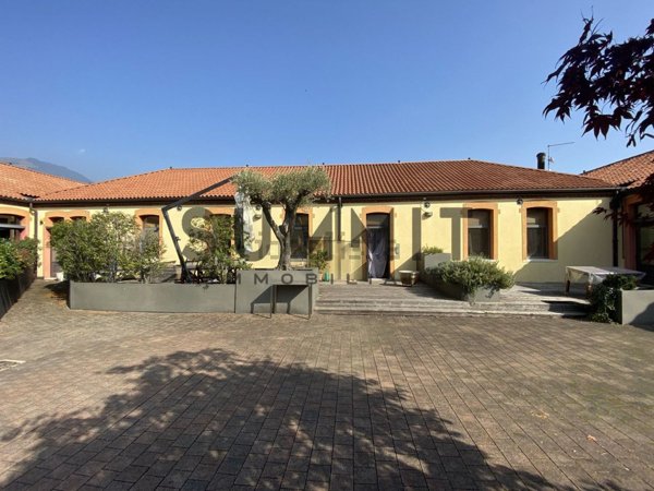 appartamento in vendita a Schio in zona Monte Magrè