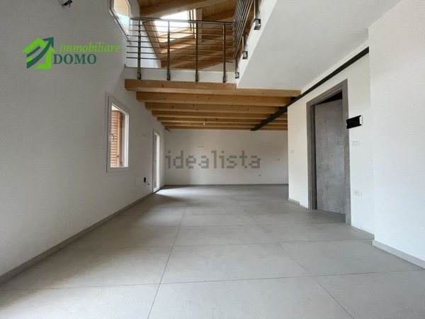 appartamento in vendita a Schio in zona Monte Magrè