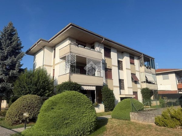 appartamento in vendita a Schio in zona Magrè