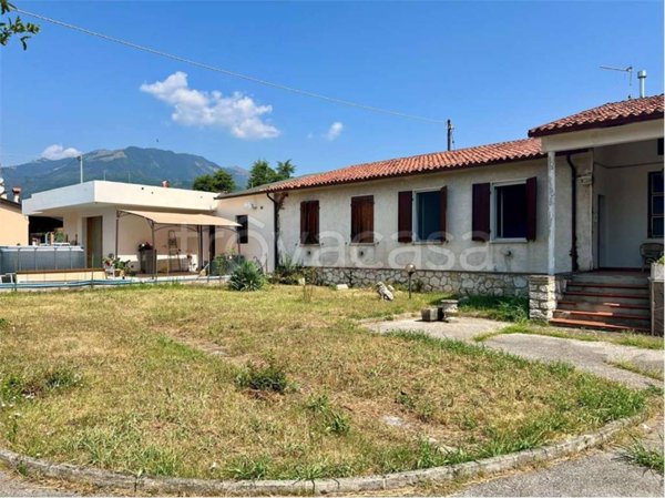 casa indipendente in vendita a Schio
