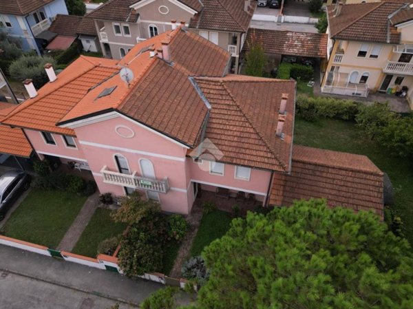casa indipendente in vendita a Schio