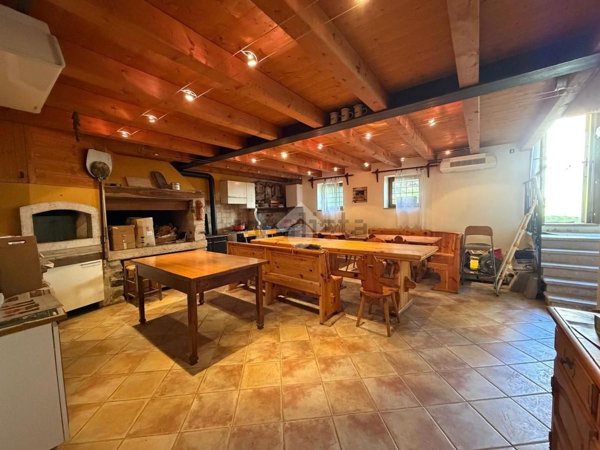 casa indipendente in vendita a Schio