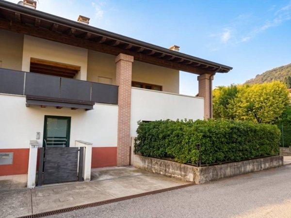 appartamento in vendita a Schio