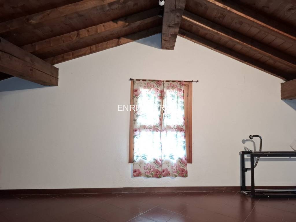 casa indipendente in vendita a Solagna