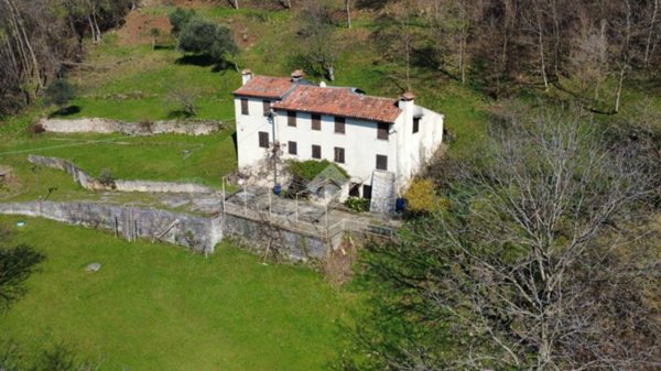 casa indipendente in vendita a Solagna in zona Bresagge