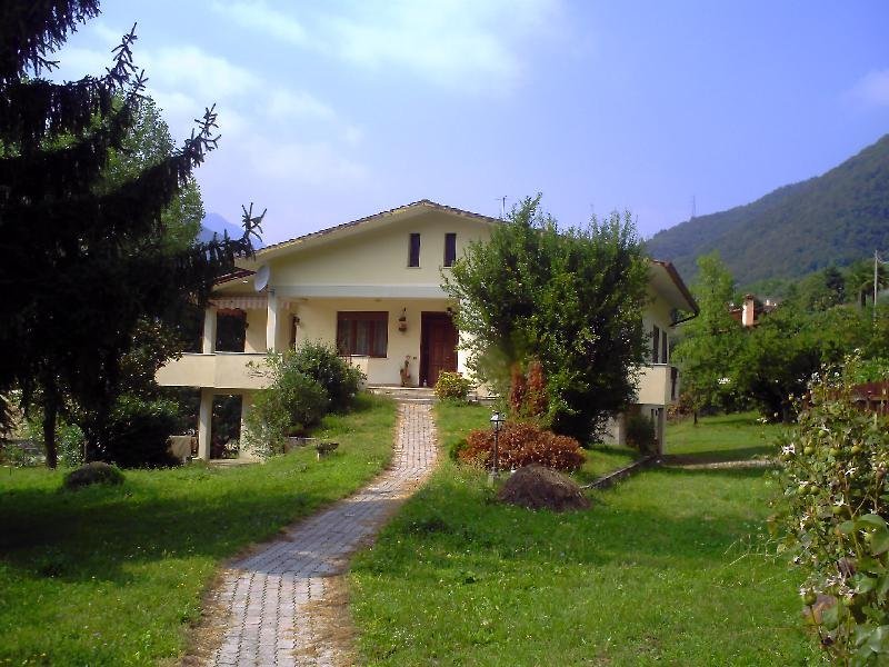 casa indipendente in vendita a Solagna in zona Bresagge