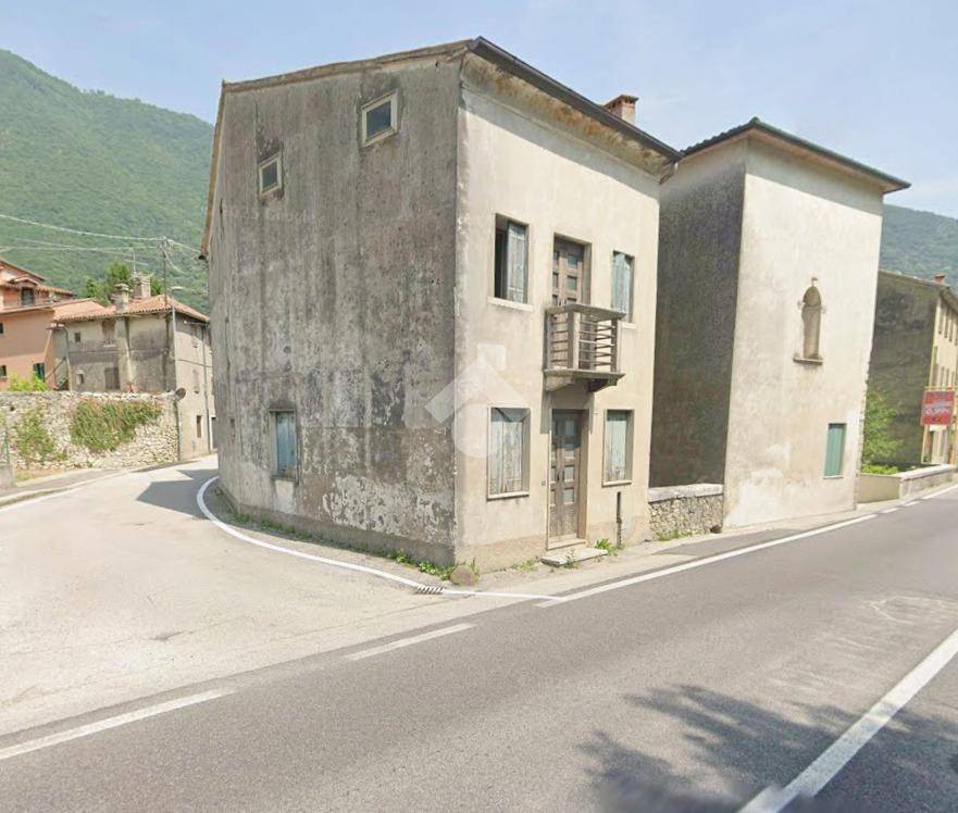 casa semindipendente in vendita a Solagna