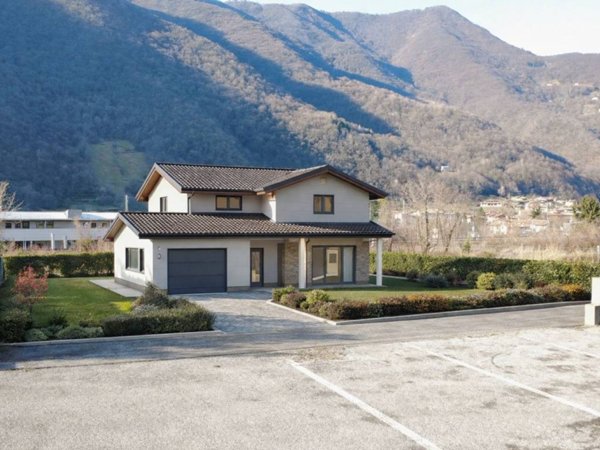 villa in vendita a Solagna