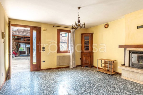 casa indipendente in vendita a Solagna in zona Bresagge