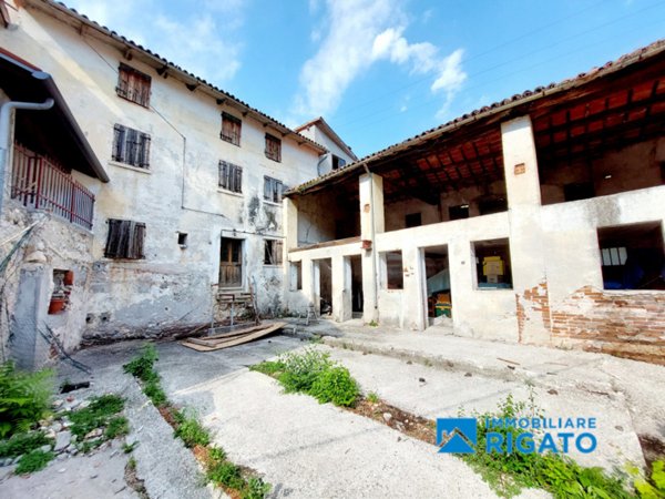 appartamento in vendita a Solagna in zona Bresagge
