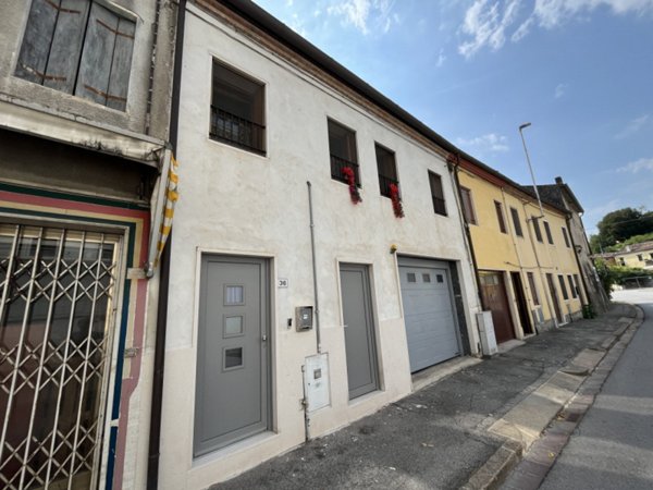 casa semindipendente in vendita a Sossano