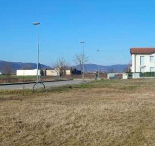 terreno edificabile in vendita a Sossano