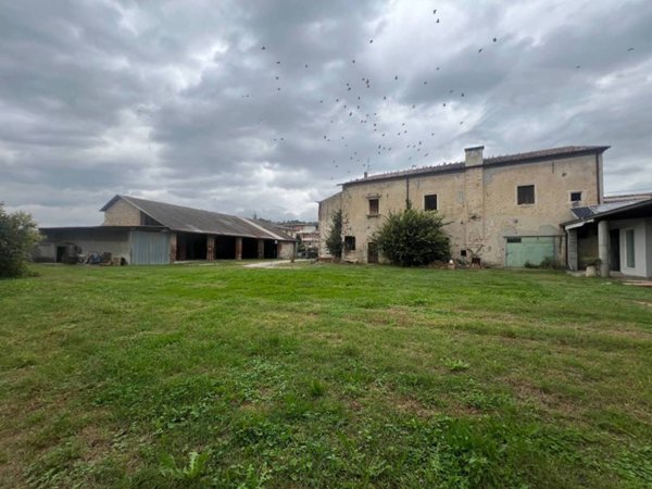 casa indipendente in vendita a Sossano