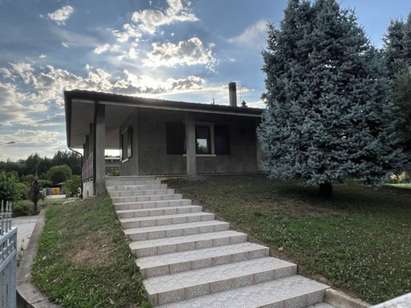casa indipendente in vendita a Sossano