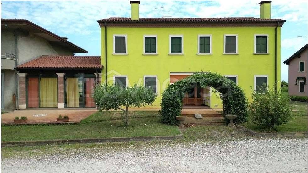 casa indipendente in vendita a Sossano