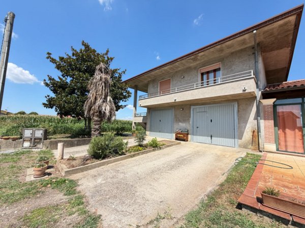 casa indipendente in vendita a Sossano in zona Colloredo