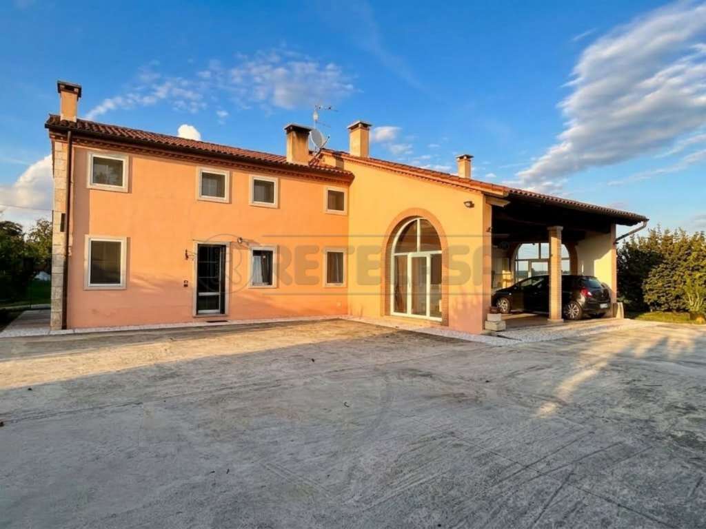casa indipendente in vendita a Sossano in zona Colloredo