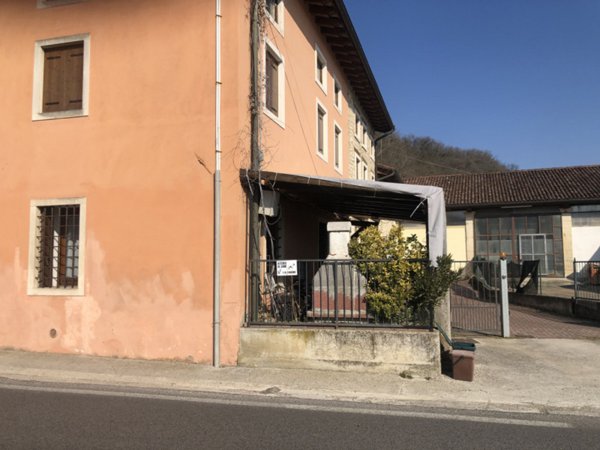 casa semindipendente in vendita a Sovizzo