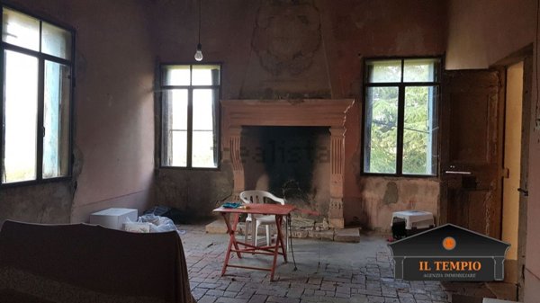 casale in vendita a Sovizzo in zona Montemezzo