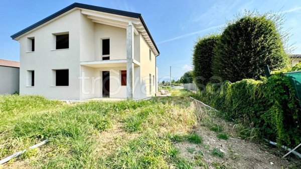 casa indipendente in vendita a Tezze sul Brenta