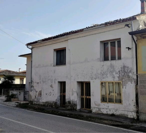casa indipendente in vendita a Tezze sul Brenta