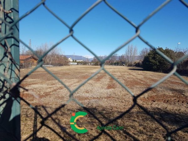 terreno edificabile in vendita a Tezze sul Brenta in zona Belvedere