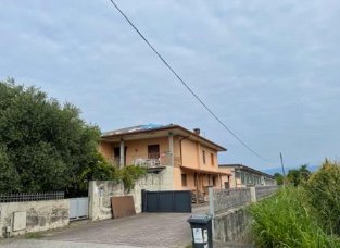 terreno edificabile in vendita a Tezze sul Brenta in zona Belvedere