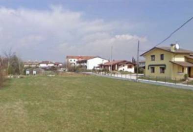 terreno edificabile in vendita a Tezze sul Brenta in zona Granella