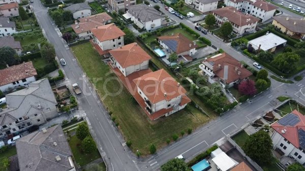 terreno edificabile in vendita a Tezze sul Brenta in zona Belvedere