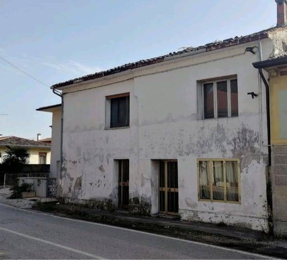 casa indipendente in vendita a Tezze sul Brenta