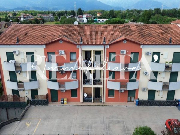 appartamento in vendita a Tezze sul Brenta in zona Tezze