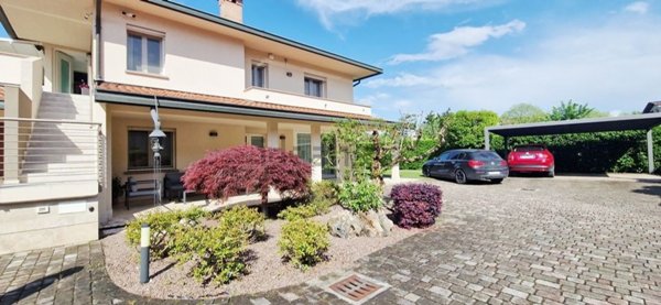 casa indipendente in vendita a Tezze sul Brenta