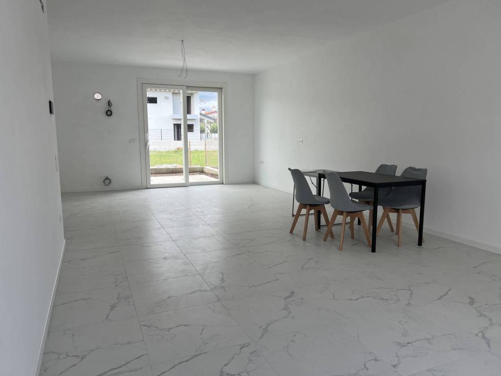 casa indipendente in vendita a Tezze sul Brenta in zona Tezze