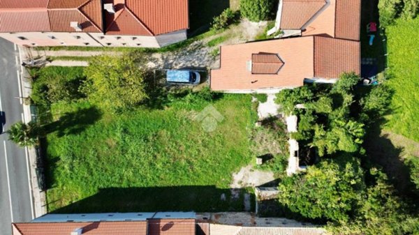 terreno edificabile in vendita a Tezze sul Brenta in zona Belvedere