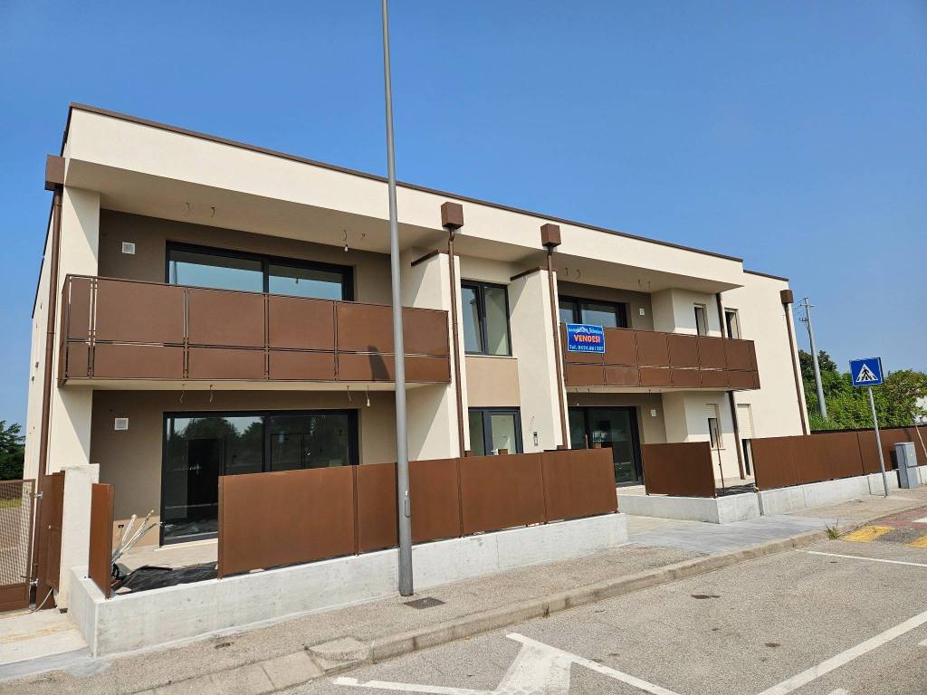 appartamento in vendita a Tezze sul Brenta in zona Belvedere