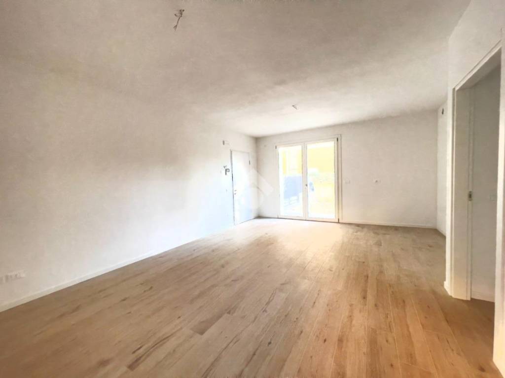 appartamento in vendita a Tezze sul Brenta in zona Granella
