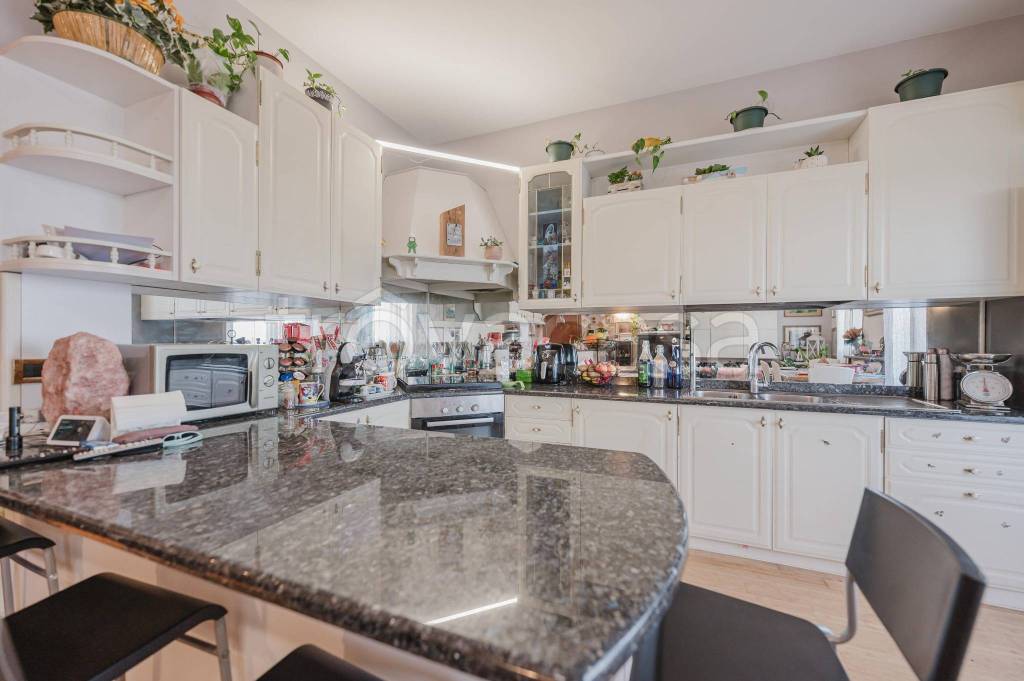 appartamento in vendita a Tezze sul Brenta in zona Belvedere