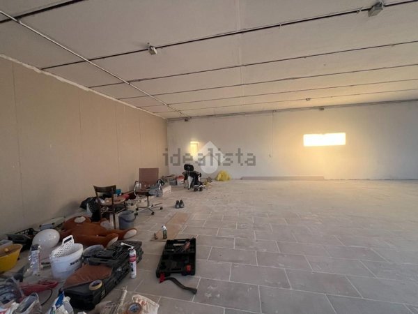 locale di sgombero in vendita a Tezze sul Brenta