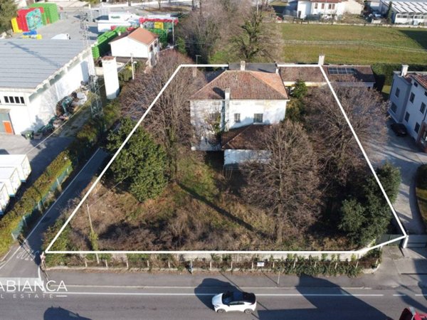 casa indipendente in vendita a Tezze sul Brenta in zona Belvedere