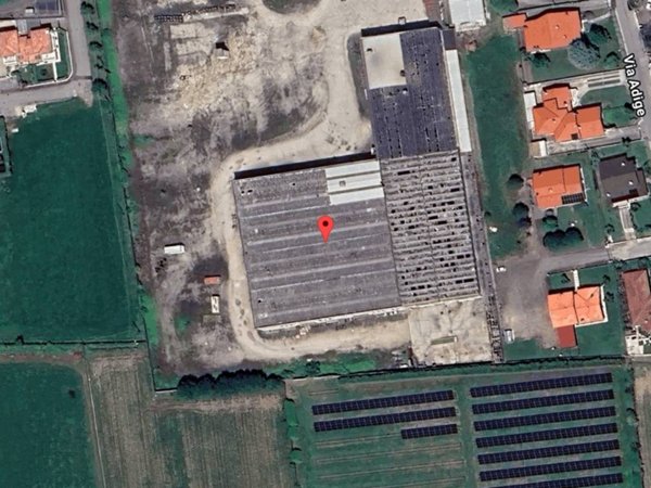 locale commerciale in vendita a Tezze sul Brenta in zona Belvedere