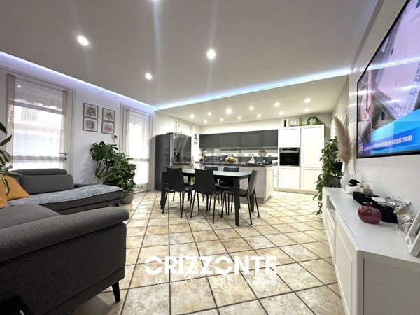 appartamento in vendita a Tezze sul Brenta in zona Tezze