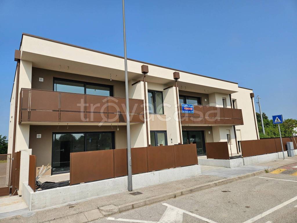 appartamento in vendita a Tezze sul Brenta in zona Belvedere