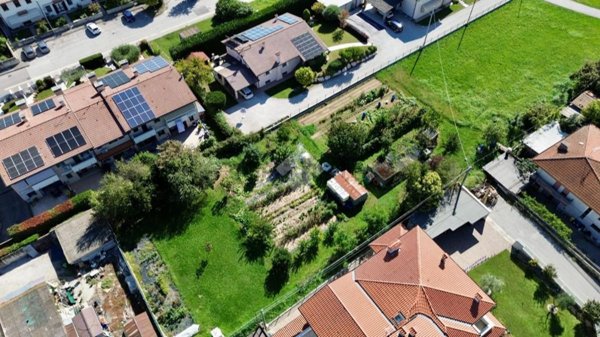 casa indipendente in vendita a Tezze sul Brenta in zona Tezze