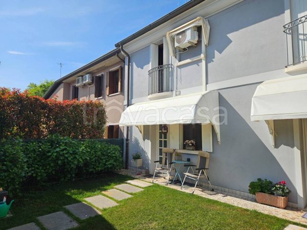 casa indipendente in vendita a Tezze sul Brenta in zona Belvedere