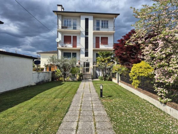 appartamento in vendita a Tezze sul Brenta in zona Tezze