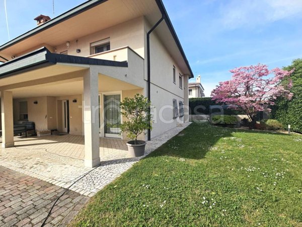 appartamento in vendita a Tezze sul Brenta