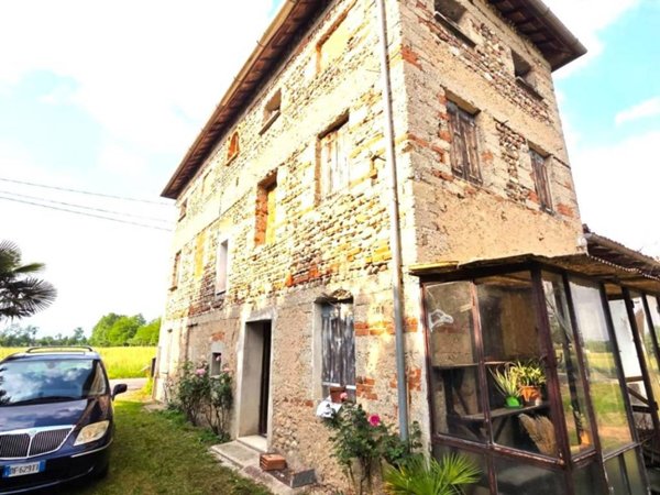 casa indipendente in vendita a Tezze sul Brenta in zona Belvedere